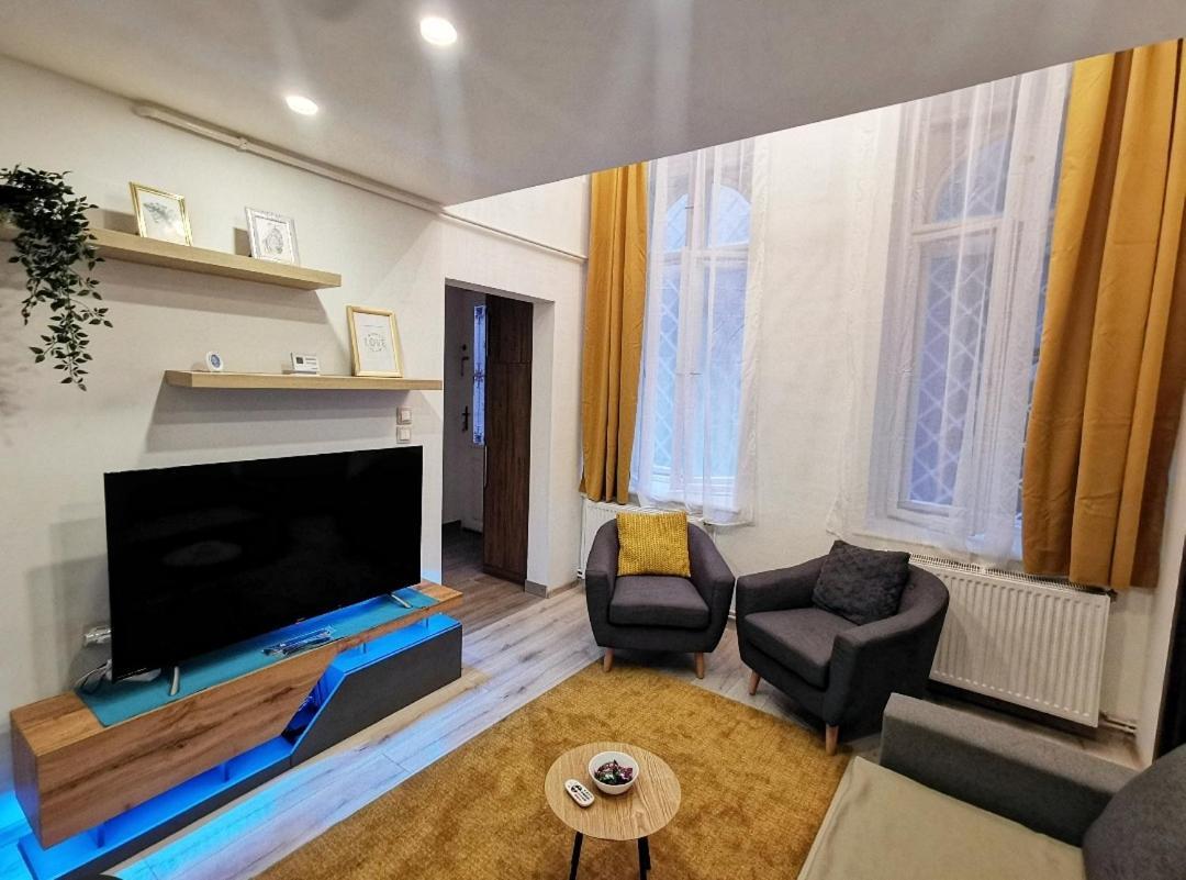 Nagymezo Street, In The Center, New Apartment Budapest Ngoại thất bức ảnh